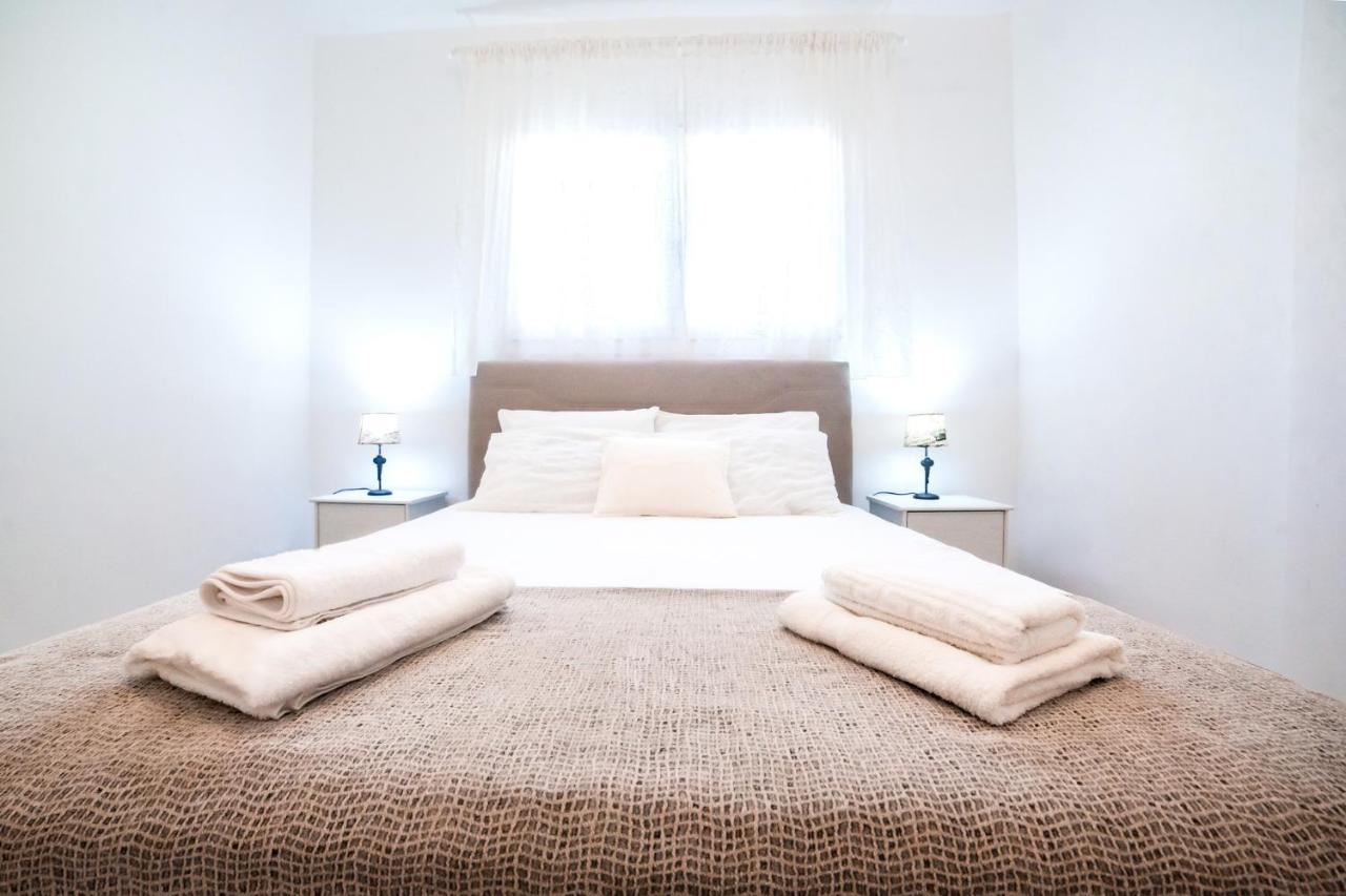 אגיוי אפוסטולי Filia Rooms & Apartments מראה חיצוני תמונה
