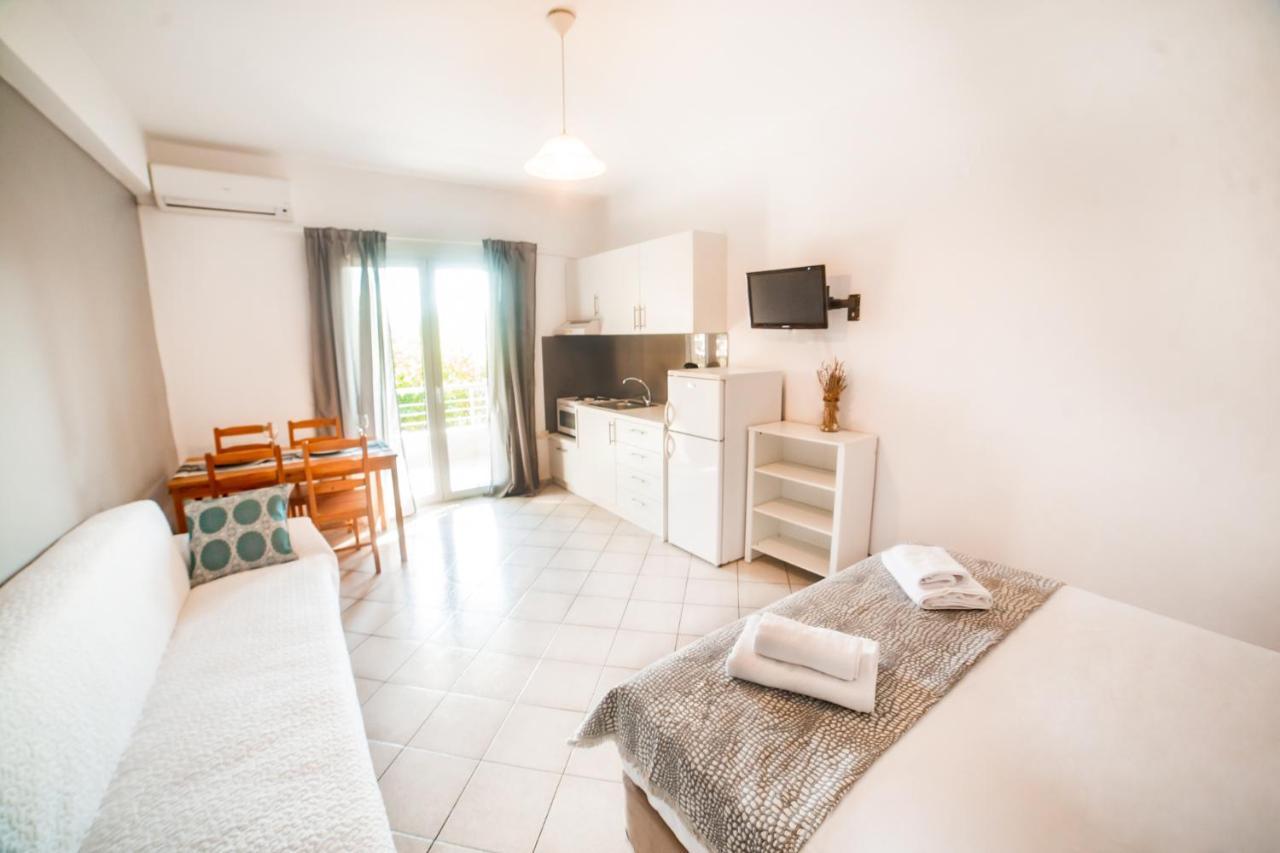 אגיוי אפוסטולי Filia Rooms & Apartments מראה חיצוני תמונה